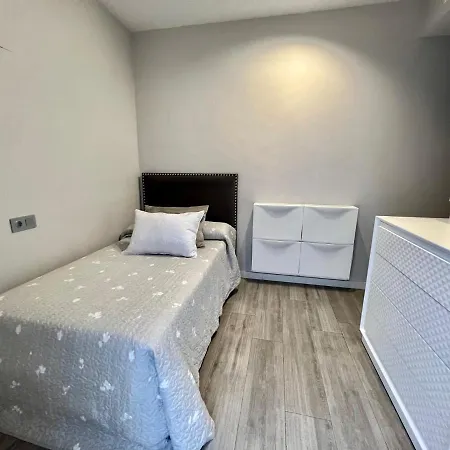 Apartamento El Llano Parking Gratis
